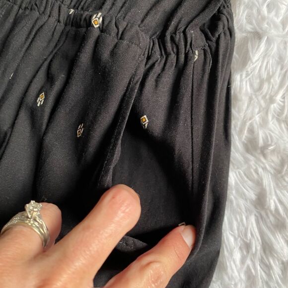 H&M Coachella Shorts Romper Black Aztec Elastic Waist Tie Neck Pockets Viscose 8 - Picture 7 of 11